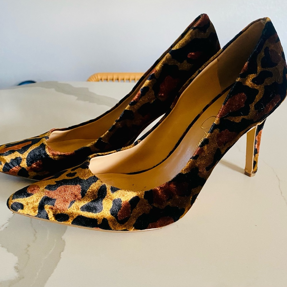 Jessica Simpson fuzzy cheetah heels, size 8, but if you wear 7.5 they'll fit too